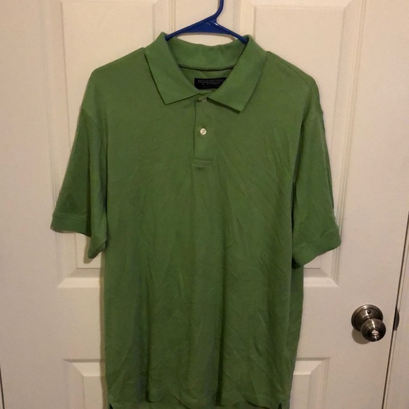 Brand new green polo - Picture 2 of 3